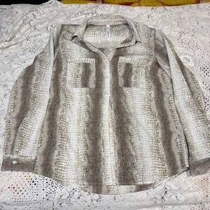 NY Collection Womens Snakeskin Print Button Down Long Sleeve Shirt - M